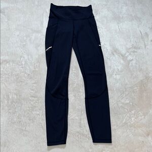 Lululemon Athletica Women’s Dark Blue Sheer Mesh Panel Leggings Size 2 Inseam 27